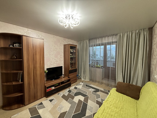 Продам трехкомнатную (3-комн.) квартиру, Ленина ул, 89, Сыктывкар г