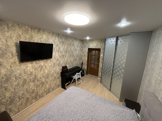 Продам трехкомнатную (3-комн.) квартиру, Ленина ул, 89, Сыктывкар г