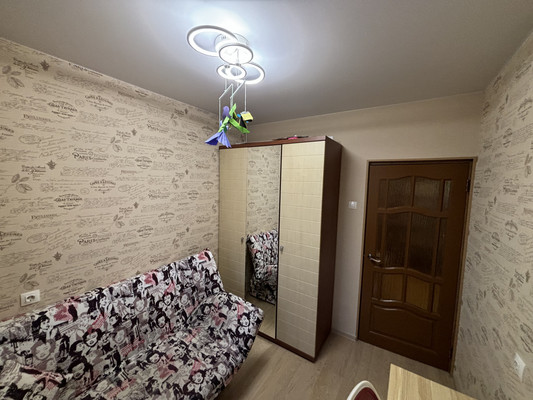 Продам трехкомнатную (3-комн.) квартиру, Ленина ул, 89, Сыктывкар г