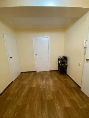 Продам трехкомнатную (3-комн.) квартиру, Мовсисяна ул, 21, Нальчик г