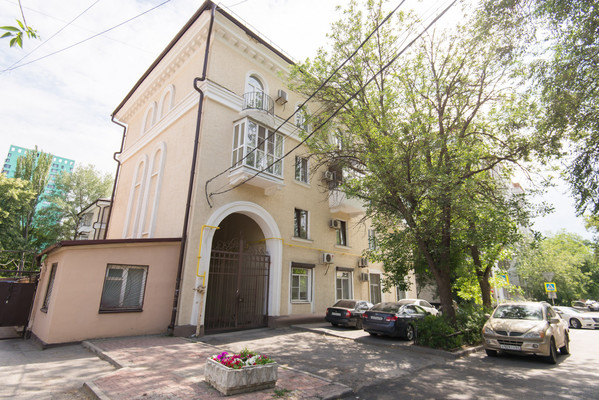 Продам трехкомнатную (3-комн.) квартиру, Островского пер, 96/6, Ростов-на-Дону г