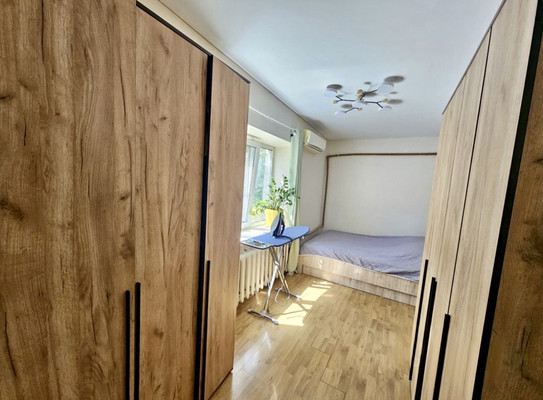 Продам двухкомнатную (2-комн.) квартиру, Стачки пр-кт, 22, Ростов-на-Дону г
