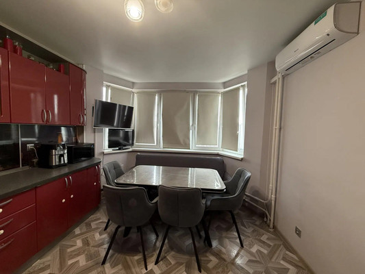Продам двухкомнатную (2-комн.) квартиру, Новое ш, 12к2, Дрожжино рп