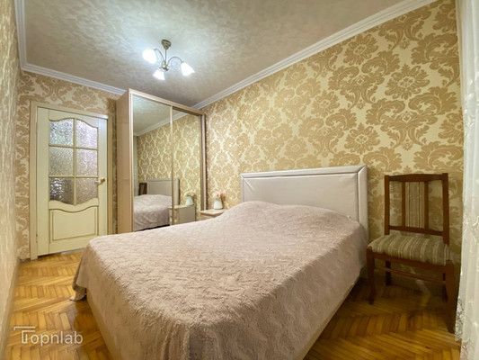 Продам трехкомнатную (3-комн.) квартиру, Ватутина ул, 20, Нальчик г