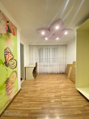 Продам трехкомнатную (3-комн.) квартиру, Ватутина ул, 20, Нальчик г