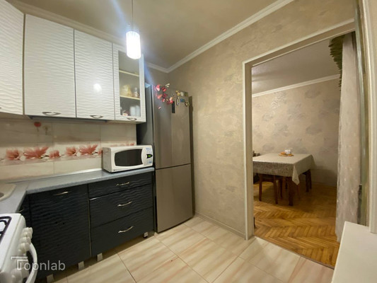 Продам трехкомнатную (3-комн.) квартиру, Ватутина ул, 20, Нальчик г
