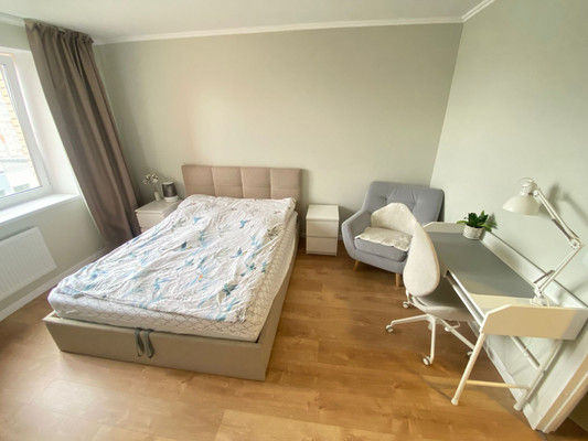 Продам двухкомнатную (2-комн.) квартиру, Воронцовский б-р, 5к5, Мурино п