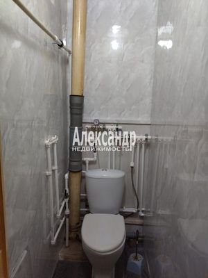 Продам двухкомнатную (2-комн.) квартиру, Пролетарская ул, 15, Волхов г