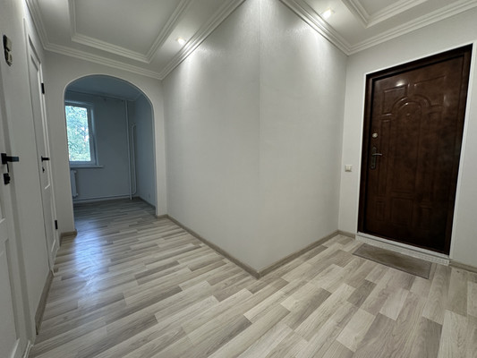 Продам двухкомнатную (2-комн.) квартиру, ДЗФС мкр, 18, Дмитров г