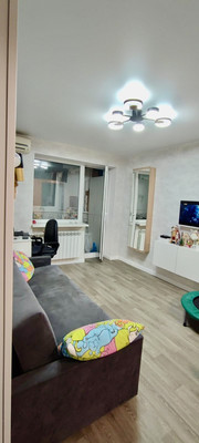 Продам двухкомнатную (2-комн.) квартиру, Павленко ул, 17, Симферополь г