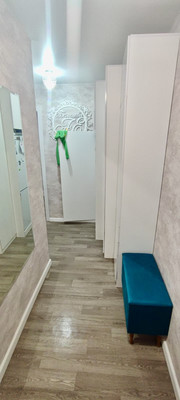 Продам двухкомнатную (2-комн.) квартиру, Павленко ул, 17, Симферополь г