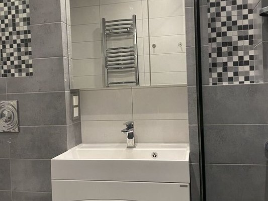 Продам двухкомнатную (2-комн.) квартиру, Окружная ул, 7, Зеленоградск г