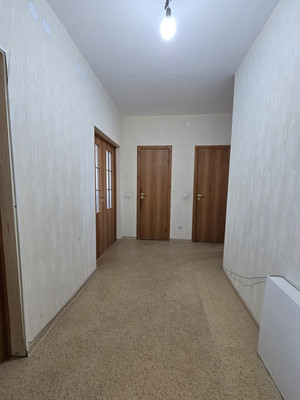 Продам двухкомнатную (2-комн.) квартиру, Дзержинского ул, 39, Ханты-Мансийск г