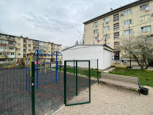 Продам однокомнатную (1-комн.) квартиру, Залесская ул, 47а, Симферополь г