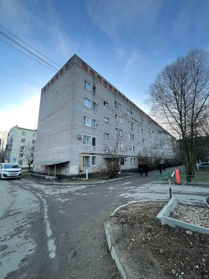 Продам трехкомнатную (3-комн.) квартиру, Ленина ул, 1, Апрелевка г