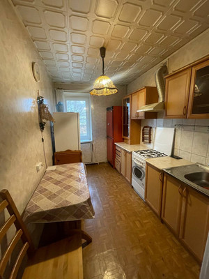 Продам трехкомнатную (3-комн.) квартиру, Ленина ул, 1, Апрелевка г
