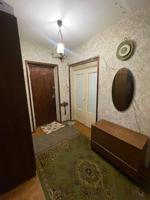 Продам трехкомнатную (3-комн.) квартиру, Ленина ул, 1, Апрелевка г