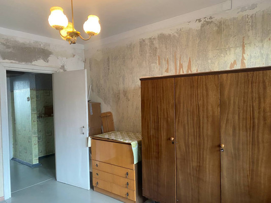 Продам трехкомнатную (3-комн.) квартиру, Лермонтова ул, 18, Симферополь г