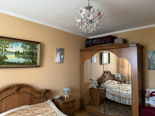 Продам двухкомнатную (2-комн.) квартиру, Октябрьский пр-кт, 145, Люберцы г