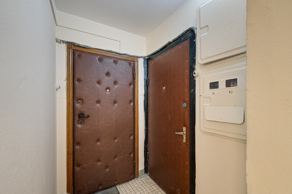 Продам однокомнатную (1-комн.) квартиру, Профсоюзная ул, 136к3, Москва г