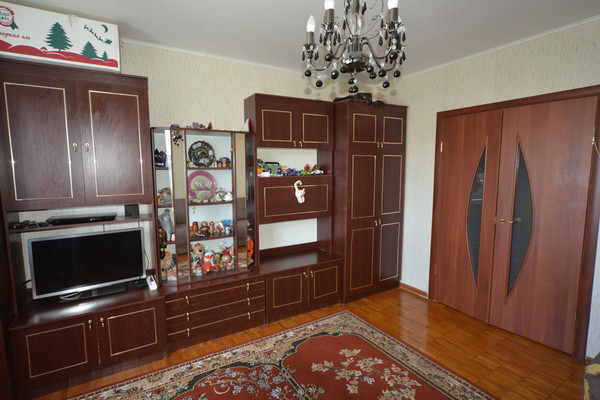 Продам двухкомнатную (2-комн.) квартиру, Горького ул, 14б, Королев г
