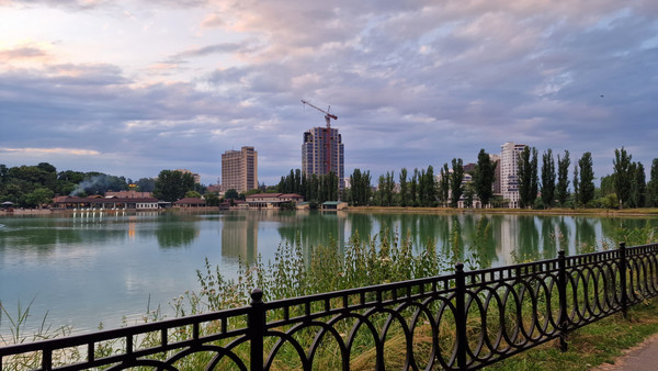 Продам двухкомнатную (2-комн.) квартиру, Лермонтова ул, 1, Нальчик г