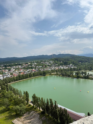 Продам двухкомнатную (2-комн.) квартиру, Лермонтова ул, 1, Нальчик г