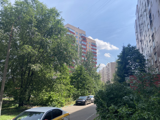 Продам двухкомнатную (2-комн.) квартиру, Воинов-Интернационалистов ул, 15, Люберцы г