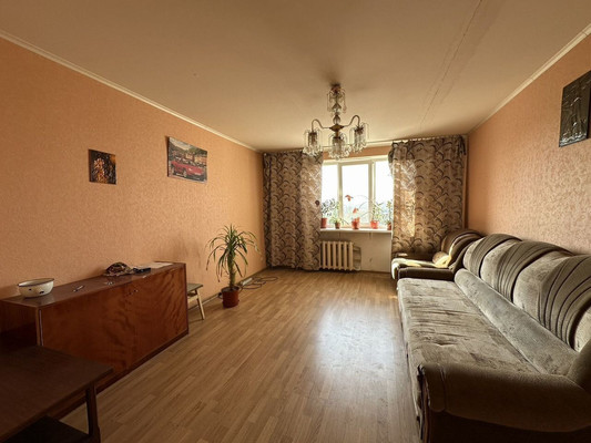 Продам трехкомнатную (3-комн.) квартиру, Павленко ул, 44, Симферополь г