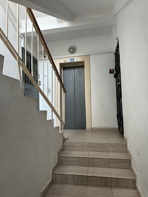 Продам трехкомнатную (3-комн.) квартиру, Павленко ул, 44, Симферополь г