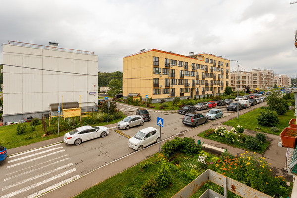 Продам двухкомнатную (2-комн.) квартиру, Ивановская (Новогорск мкр.) ул, 8к1, Химки г