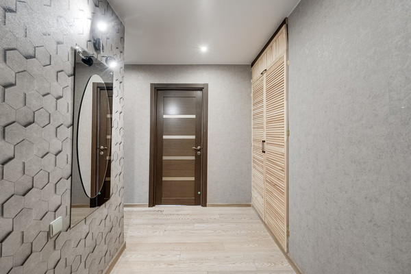 Продам трехкомнатную (3-комн.) квартиру, Челябинская ул, 4к2, Москва г