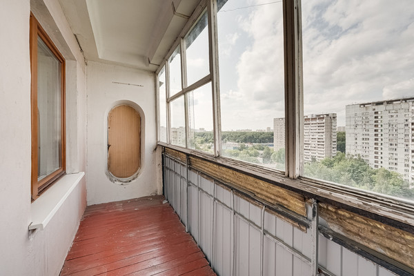 Продам трехкомнатную (3-комн.) квартиру, Челябинская ул, 4к2, Москва г