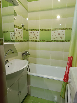 Продам двухкомнатную (2-комн.) квартиру, Спасский пер, 16, Анапа г