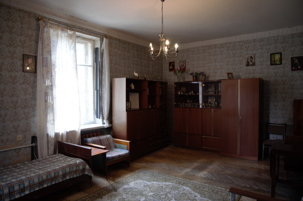 Продам двухкомнатную (2-комн.) квартиру, Среднеохтинский пр-кт, 9, Санкт-Петербург г