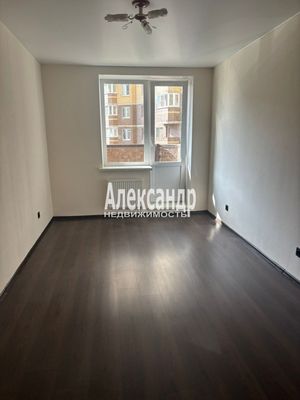 Продам однокомнатную (1-комн.) квартиру, Школьная ул, 11к1, Бугры п
