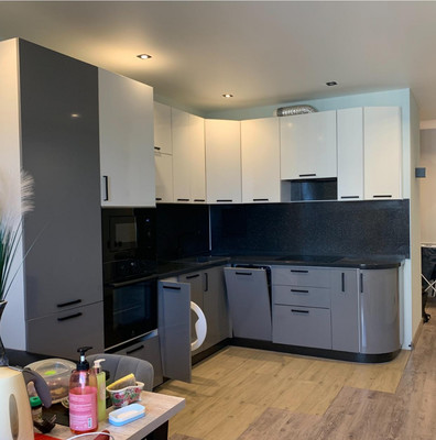 Продам трехкомнатную (3-комн.) квартиру, Косинское (Новое Павлино мкр.) ш, 7, Балашиха г