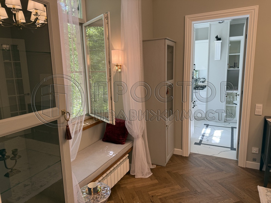 Продам двухкомнатную (2-комн.) квартиру, Фрунзенская наб, 40, Москва г