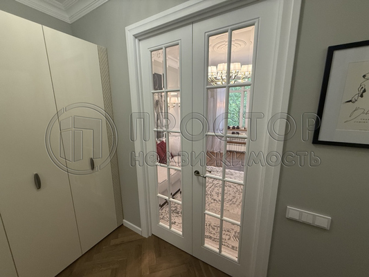 Продам двухкомнатную (2-комн.) квартиру, Фрунзенская наб, 40, Москва г