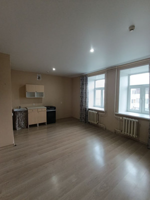 Продам однокомнатную (1-комн.) квартиру, Чкалова ул, 20, Ишим г
