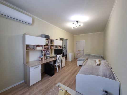 Продам двухкомнатную (2-комн.) квартиру, Новое ш, 6, Дрожжино рп