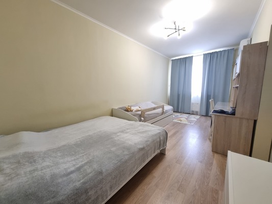 Продам двухкомнатную (2-комн.) квартиру, Новое ш, 6, Дрожжино рп