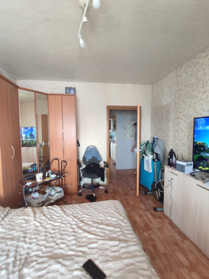 Продам двухкомнатную (2-комн.) квартиру, Земская ул, 15, Чехов г