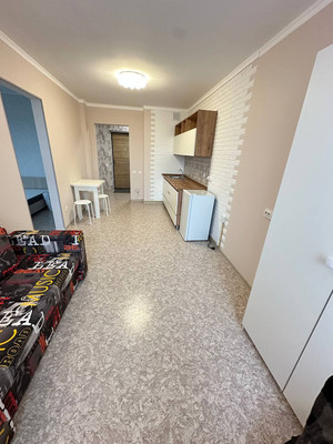 Сдам двухкомнатную (2-комн.) квартиру, Лесопарковая ул, 43к2, Красноярск г