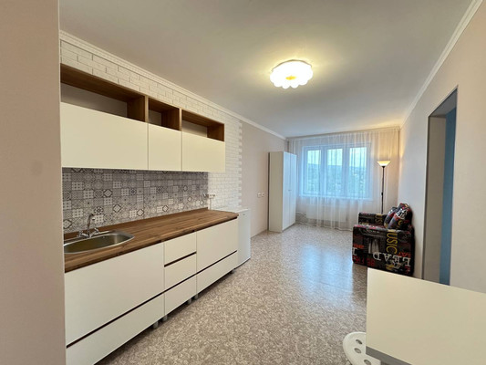 Сдам двухкомнатную (2-комн.) квартиру, Лесопарковая ул, 43к2, Красноярск г