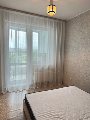 Сдам двухкомнатную (2-комн.) квартиру, Лесопарковая ул, 43к2, Красноярск г