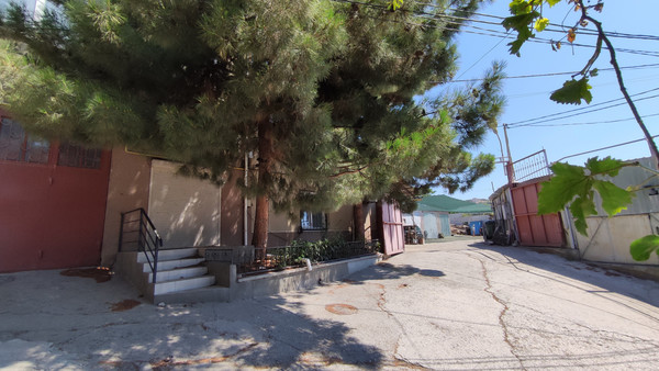 Продам коммерческое помещение 1 400 м2, Судакская ул, 1ка, Алушта г