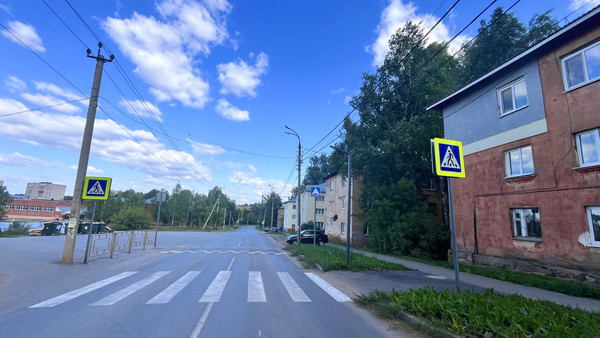 Продам двухкомнатную (2-комн.) квартиру, Энтузиастов ул, 11, Воткинск г