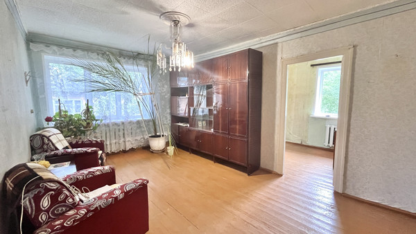Продам двухкомнатную (2-комн.) квартиру, Энтузиастов ул, 11, Воткинск г