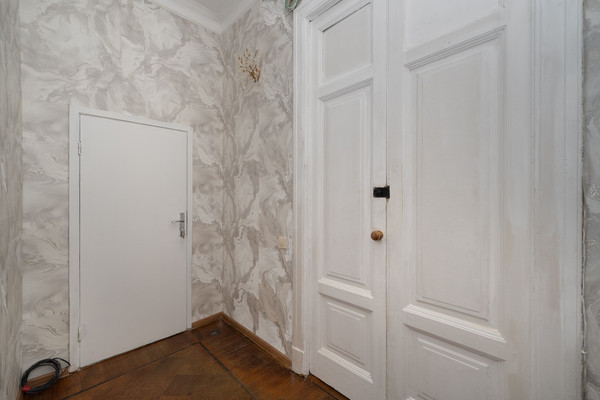 Сдам комнату в 5-комн. квартире, Малый Николопесковский пер, 11/2, Москва г